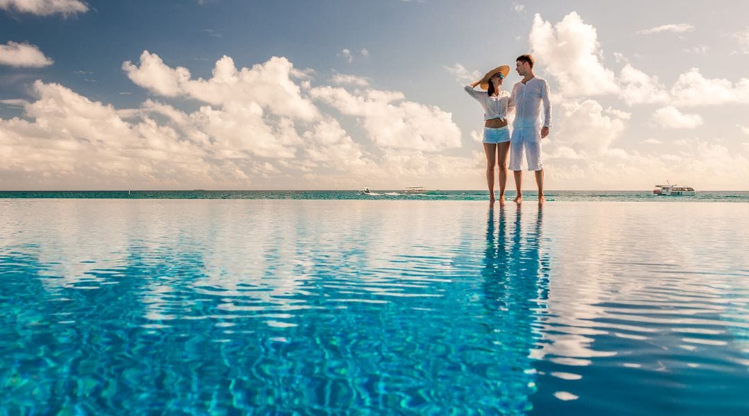 Choosing Beach Travel to Plan Your Honeymoon