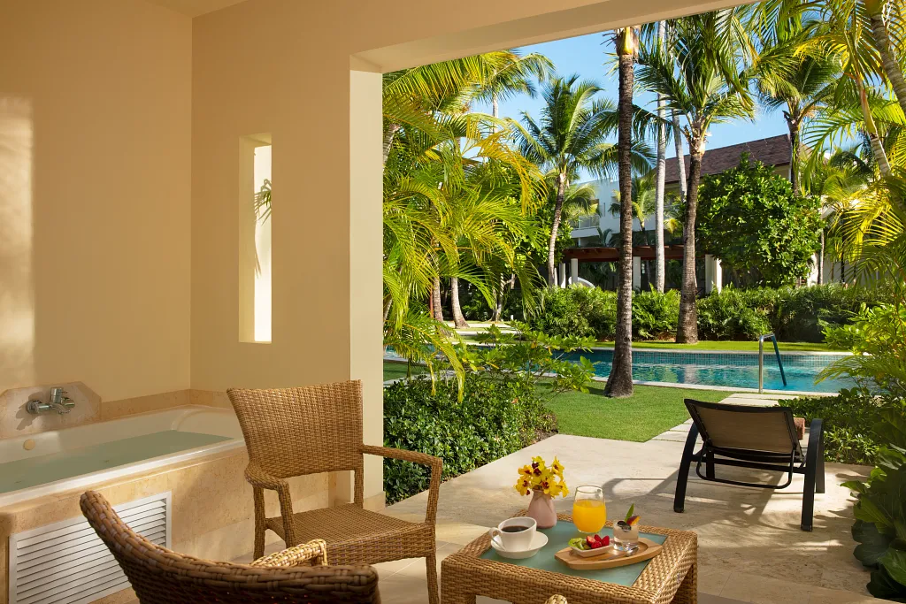 Pool View Suite